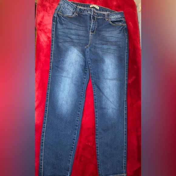 Encore Women’s size 17 straight‎ leg 5 pocket jeans - Picture 1 of 10